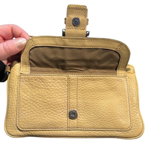 VTG Coach Legacy Leather Wristlet Wallet Pouch Compact Purse Sand Travel Preppy